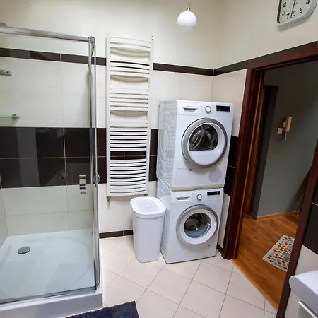 Kamienica Na Starym Rynku - 140 M2 I Garaz Vakantiehuis Puck