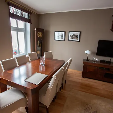 Vakantiehuis Kamienica Na Starym Rynku - 140 M2 I Garaz