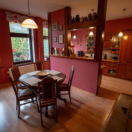 Vakantiehuis Kamienica Na Starym Rynku - 140 M2 I Garaz *