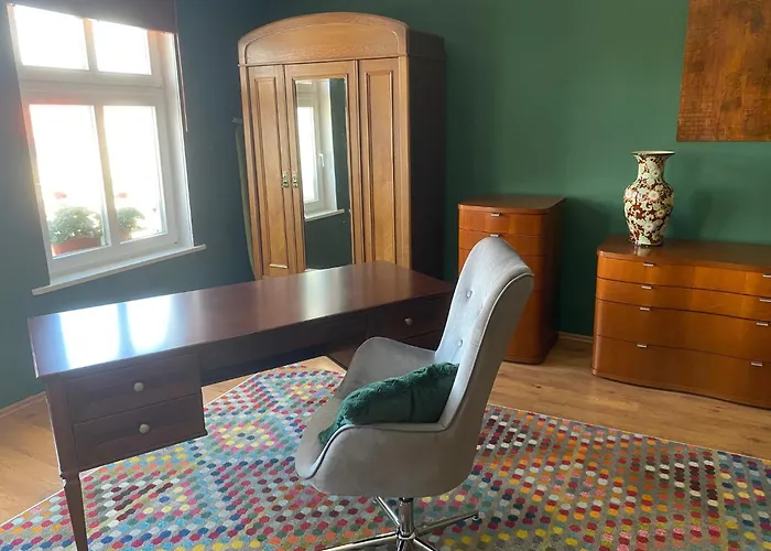 Kamienica Na Starym Rynku - 140 M2 I Garaż * Puck