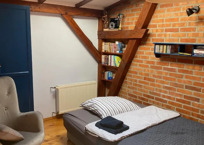 Kamienica Na Starym Rynku - 140 M2 I Garaż * Puck