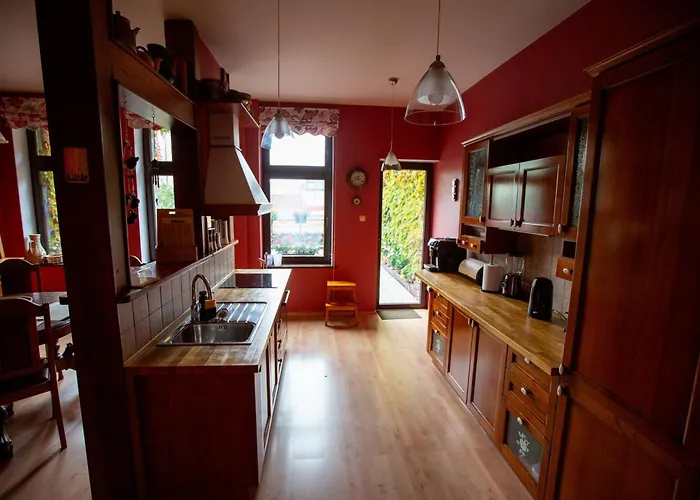 Kamienica Na Starym Rynku - 140 M2 I Garaż Puck