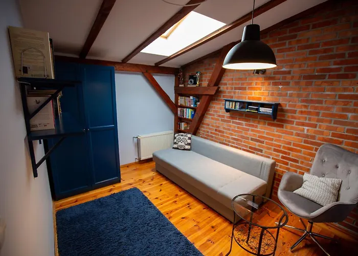 Kamienica Na Starym Rynku - 140 M2 I Garaż * Puck