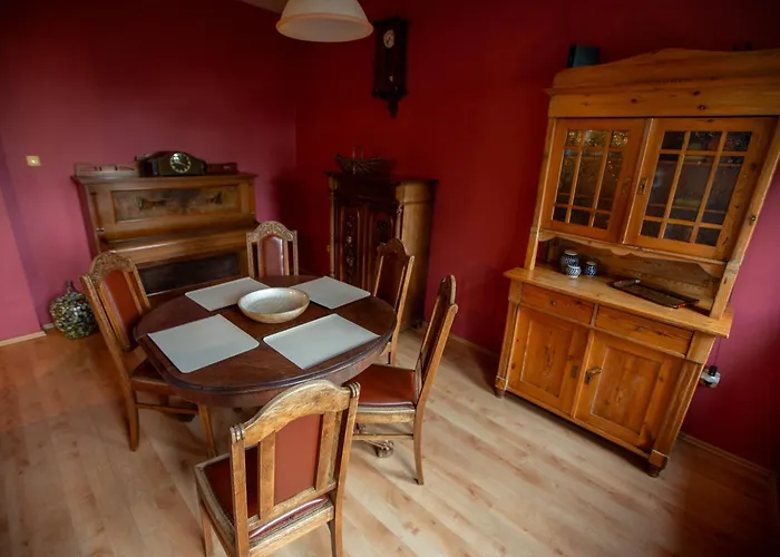 Kamienica Na Starym Rynku - 140 M2 I Garaż Dom wakacyjny *