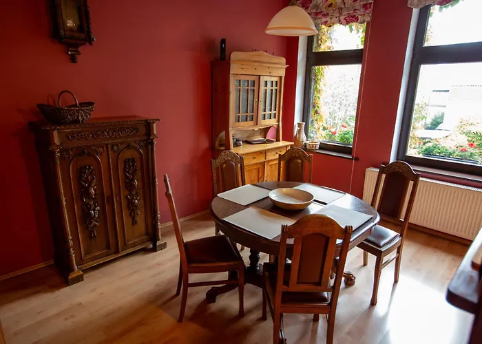 Kamienica Na Starym Rynku - 140 M2 I Garaż * Puck