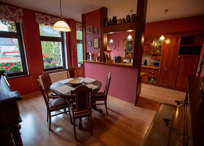 Dom wakacyjny Kamienica Na Starym Rynku - 140 M2 I Garaż *